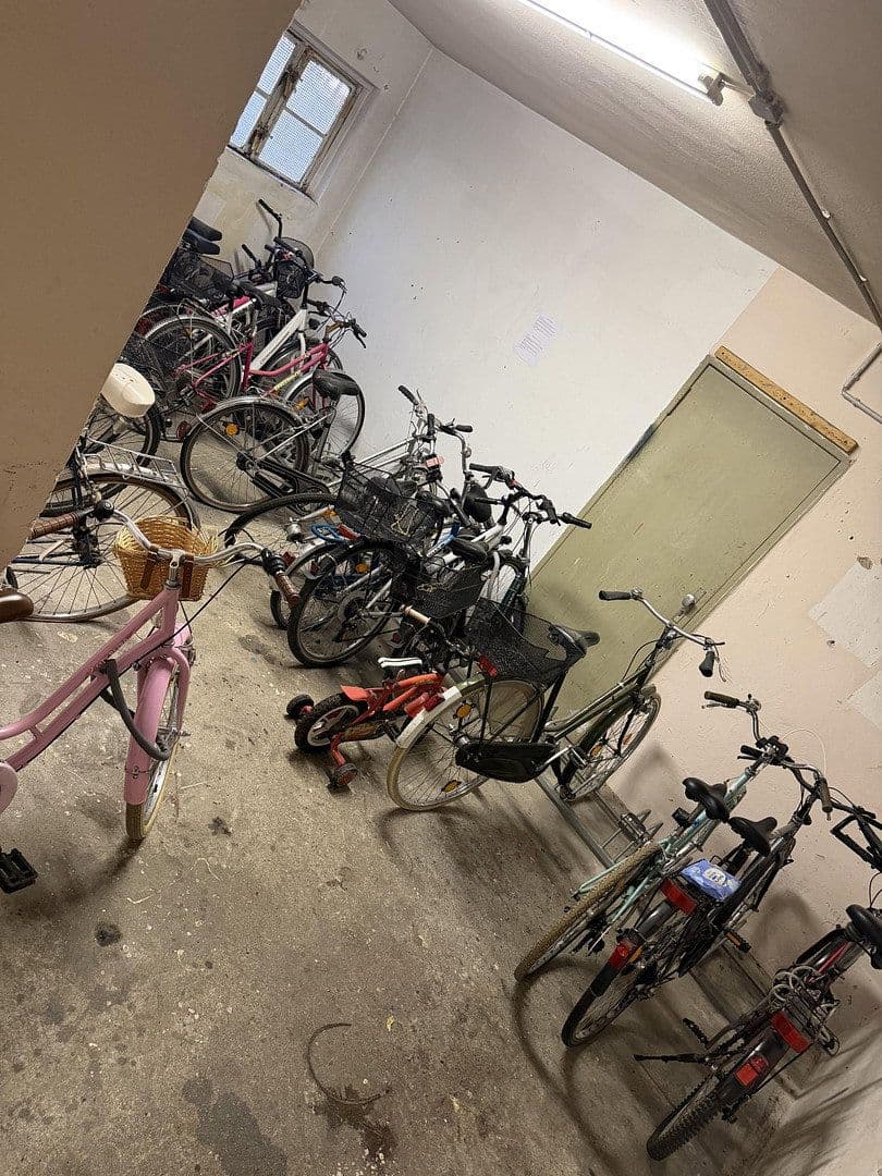 Prenájom bytu 1-izbový 43 m², Britzer Damm 50, Berlin, Berlín Prenájom bytu 1-izbový 43 m², Britzer Damm 50, Berlin, Berlín