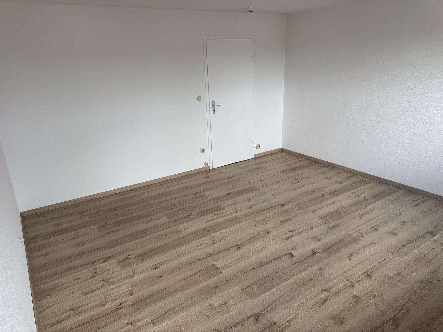 Prenájom bytu 2-izbový 49 m², Bad Nenndorf, Dolné Sasko Prenájom bytu 2-izbový 49 m², Bad Nenndorf, Dolné Sasko