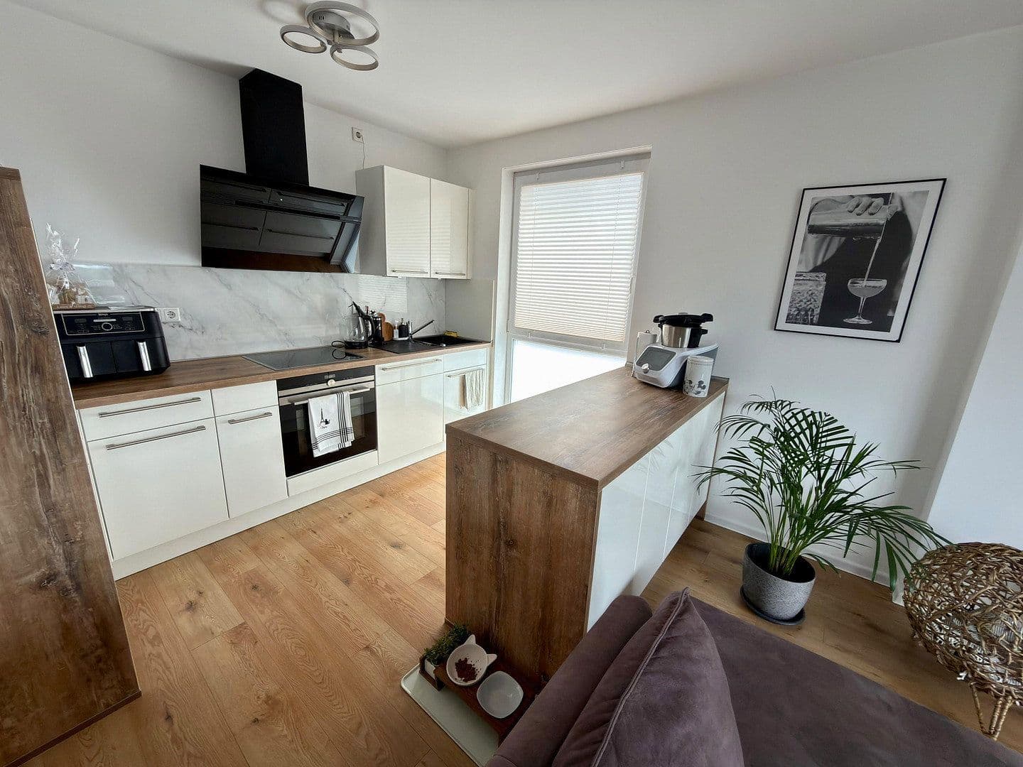 Prenájom bytu 3-izbový 73 m², Solingen, Severné Porýnie - Westfálsko Prenájom bytu 3-izbový 73 m², Solingen, Severné Porýnie - Westfálsko
