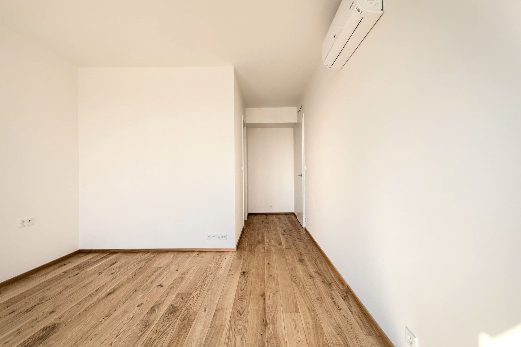 Predaj bytu 4-izbový 132 m², Nádražní, Praha, Praha Predaj bytu 4-izbový 132 m², Nádražní, Praha, Praha