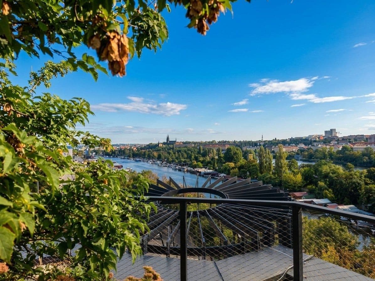 Predaj bytu 4-izbový 132 m², Nádražní, Praha, Praha Predaj bytu 4-izbový 132 m², Nádražní, Praha, Praha