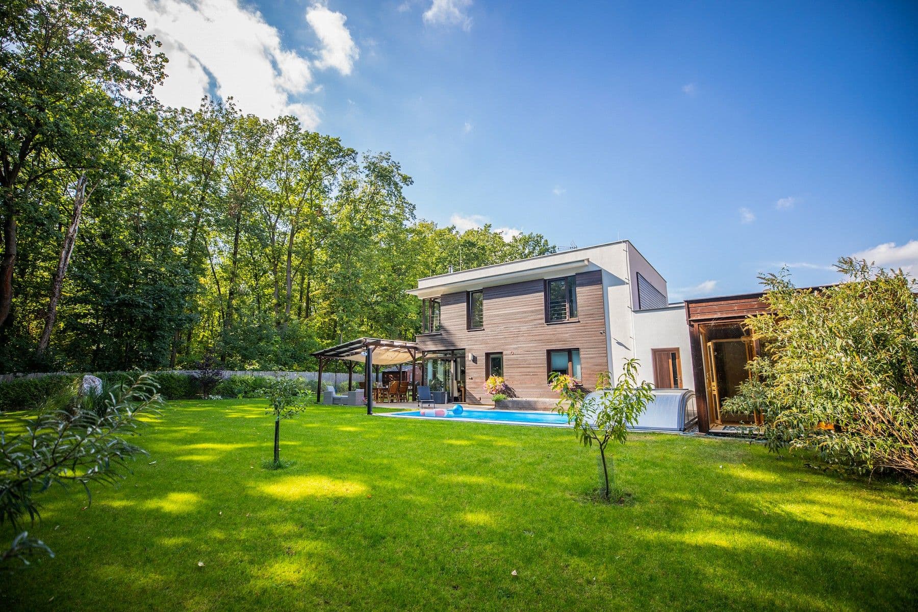 Predaj domu 249 m², pozemok 1.050 m², Minerální, Praha, Praha Predaj domu 249 m², pozemok 1.050 m², Minerální, Praha, Praha