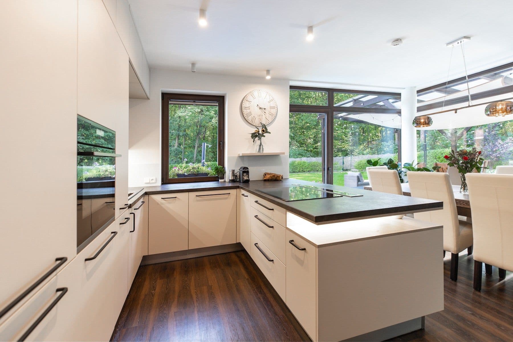 Predaj domu 249 m², pozemok 1.050 m², Minerální, Praha, Praha Predaj domu 249 m², pozemok 1.050 m², Minerální, Praha, Praha