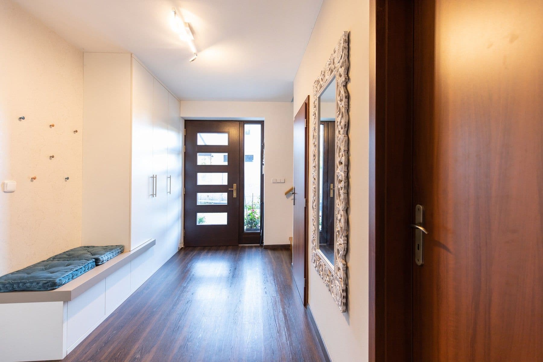 Predaj domu 249 m², pozemok 1.050 m², Minerální, Praha, Praha Predaj domu 249 m², pozemok 1.050 m², Minerální, Praha, Praha