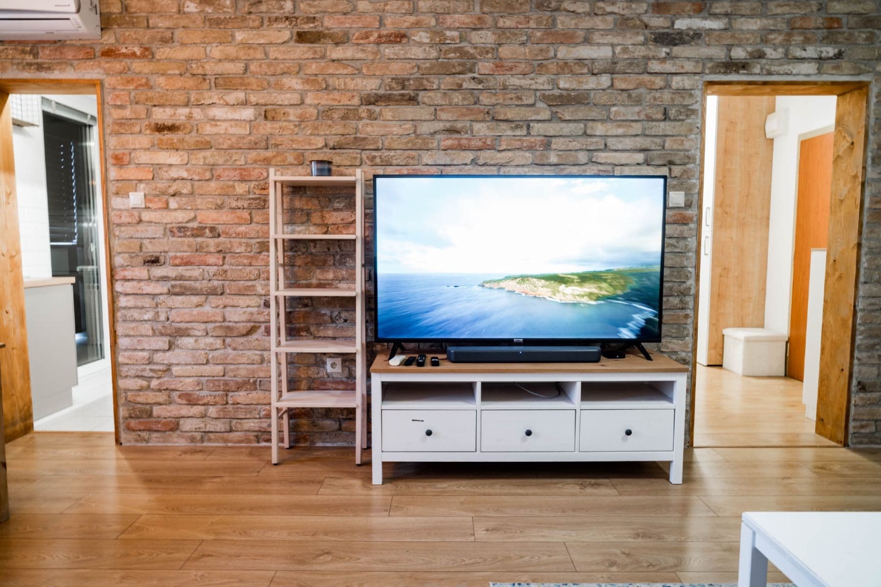 Predaj bytu 3-izbový 65 m², Na hlinách, Trnava, Trnavský kraj Predaj bytu 3-izbový 65 m², Na hlinách, Trnava, Trnavský kraj
