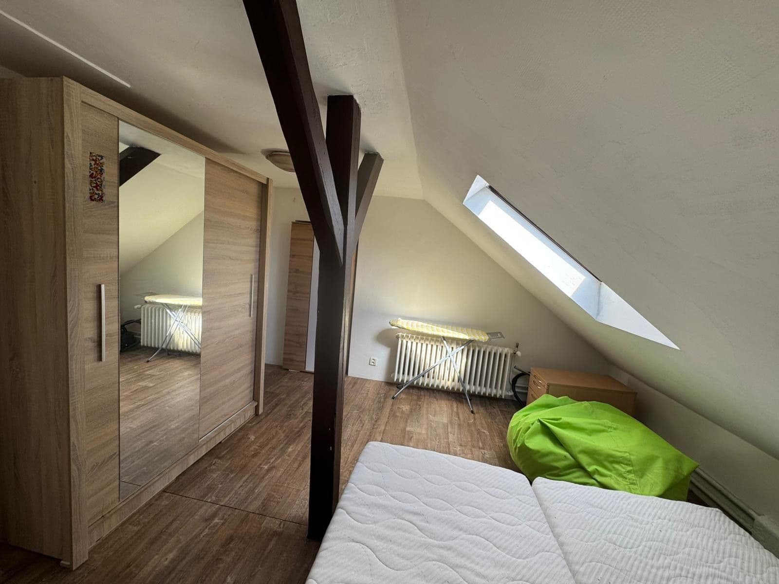 Prenájom bytu 2-izbový 38 m², Koláčkova, Praha, Praha Prenájom bytu 2-izbový 38 m², Koláčkova, Praha, Praha