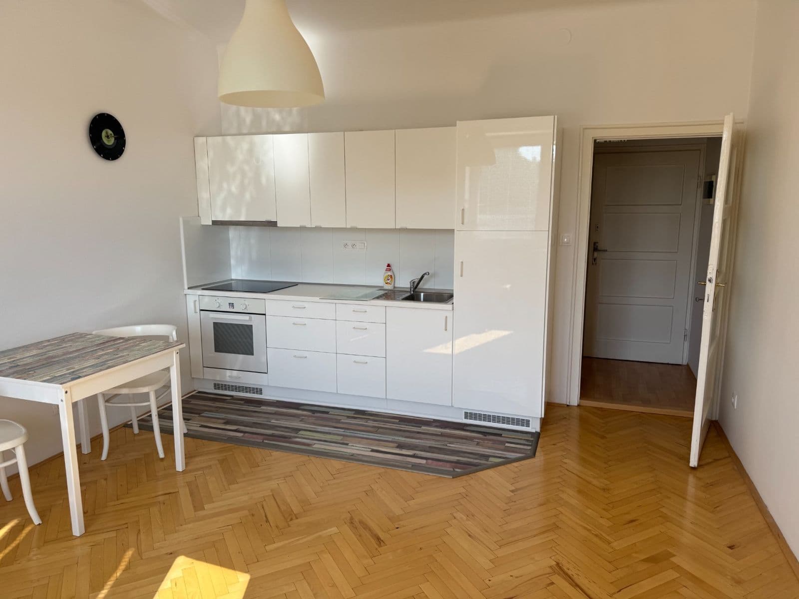 Prenájom bytu 2-izbový 37 m², Jílkova, Brno, Jihomoravský kraj Prenájom bytu 2-izbový 37 m², Jílkova, Brno, Jihomoravský kraj