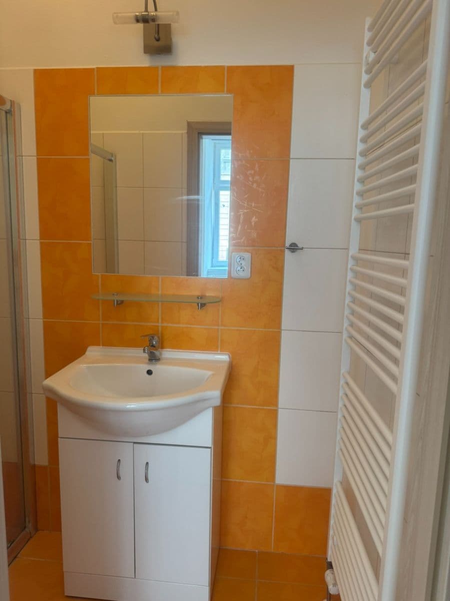 Prenájom bytu 2-izbový 35 m², V Šipce, Plzeň, Plzeňský kraj Prenájom bytu 2-izbový 35 m², V Šipce, Plzeň, Plzeňský kraj