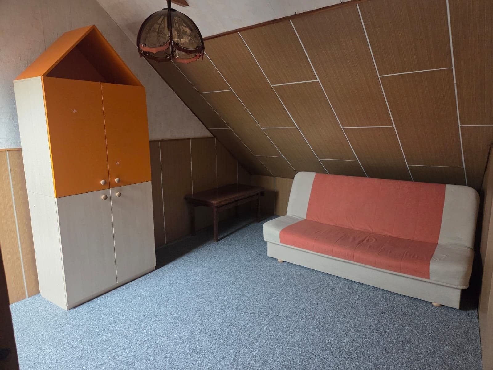 Prenájom bytu 3-izbový 100 m², Cacovická, Brno, Jihomoravský kraj Prenájom bytu 3-izbový 100 m², Cacovická, Brno, Jihomoravský kraj
