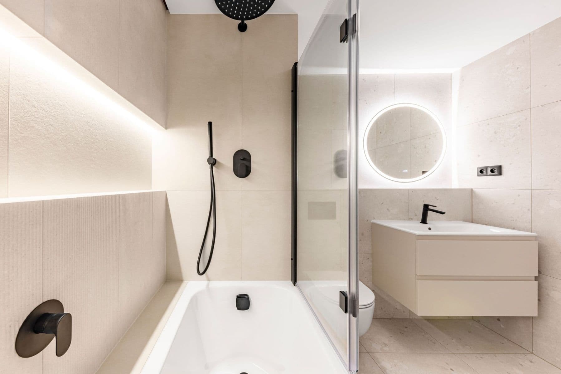Predaj bytu 4-izbový 71 m², Pod Strání, Praha, Praha Predaj bytu 4-izbový 71 m², Pod Strání, Praha, Praha