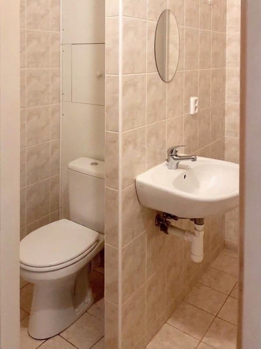 Predaj bytu 1-izbový 30 m², Valentova, Praha, Praha Predaj bytu 1-izbový 30 m², Valentova, Praha, Praha
