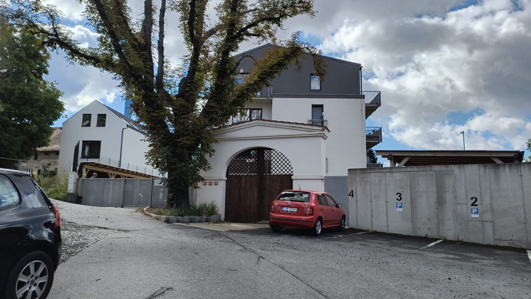 Prenájom bytu 3-izbový 83 m², V Kněžívce, Tuchoměřice, Středočeský kraj Prenájom bytu 3-izbový 83 m², V Kněžívce, Tuchoměřice, Středočeský kraj