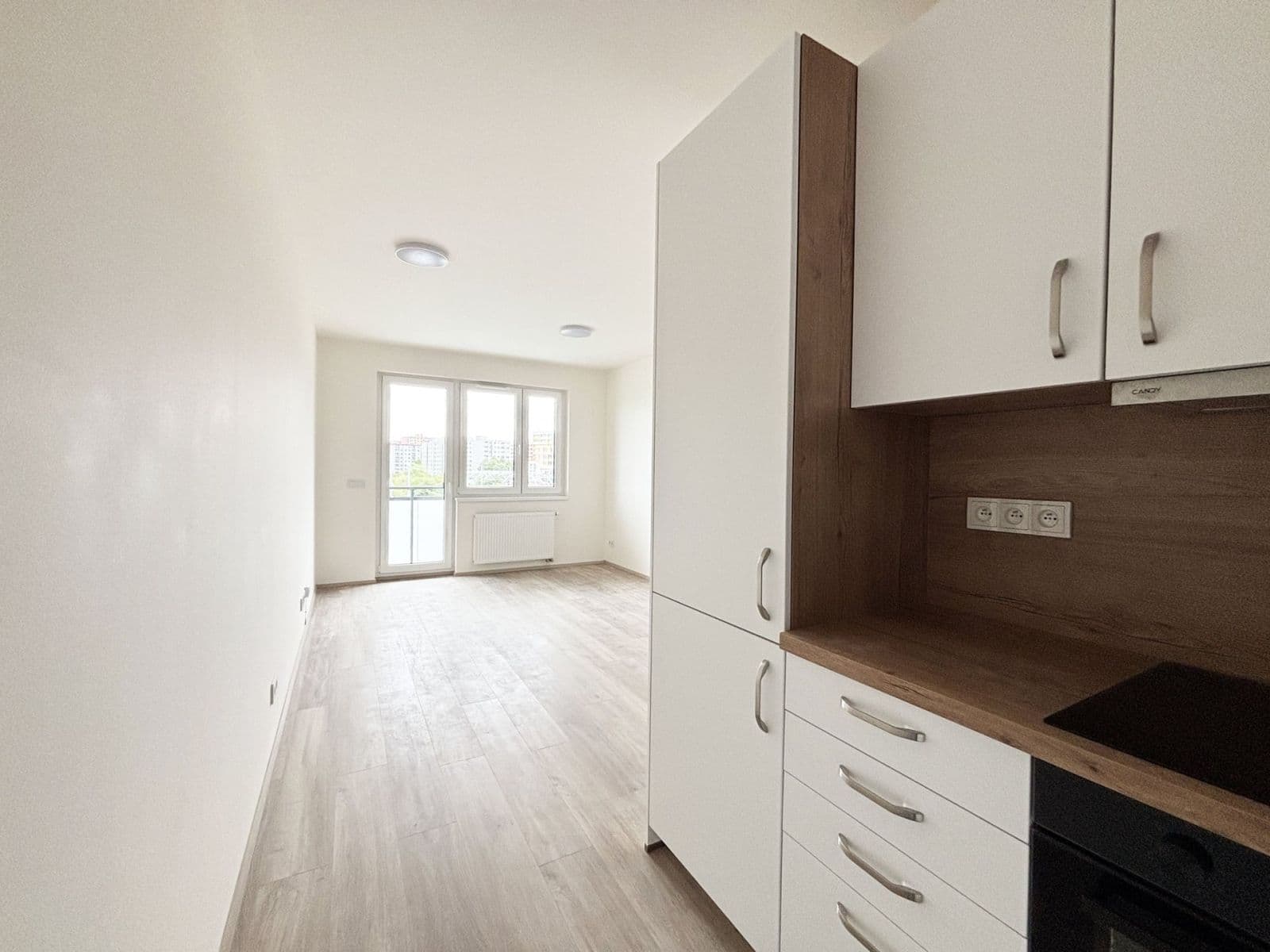 Prenájom bytu 2-izbový 48 m², Fabiánové, Praha, Praha Prenájom bytu 2-izbový 48 m², Fabiánové, Praha, Praha