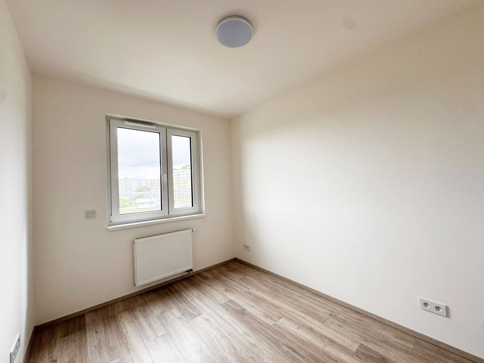 Prenájom bytu 2-izbový 48 m², Fabiánové, Praha, Praha Prenájom bytu 2-izbový 48 m², Fabiánové, Praha, Praha