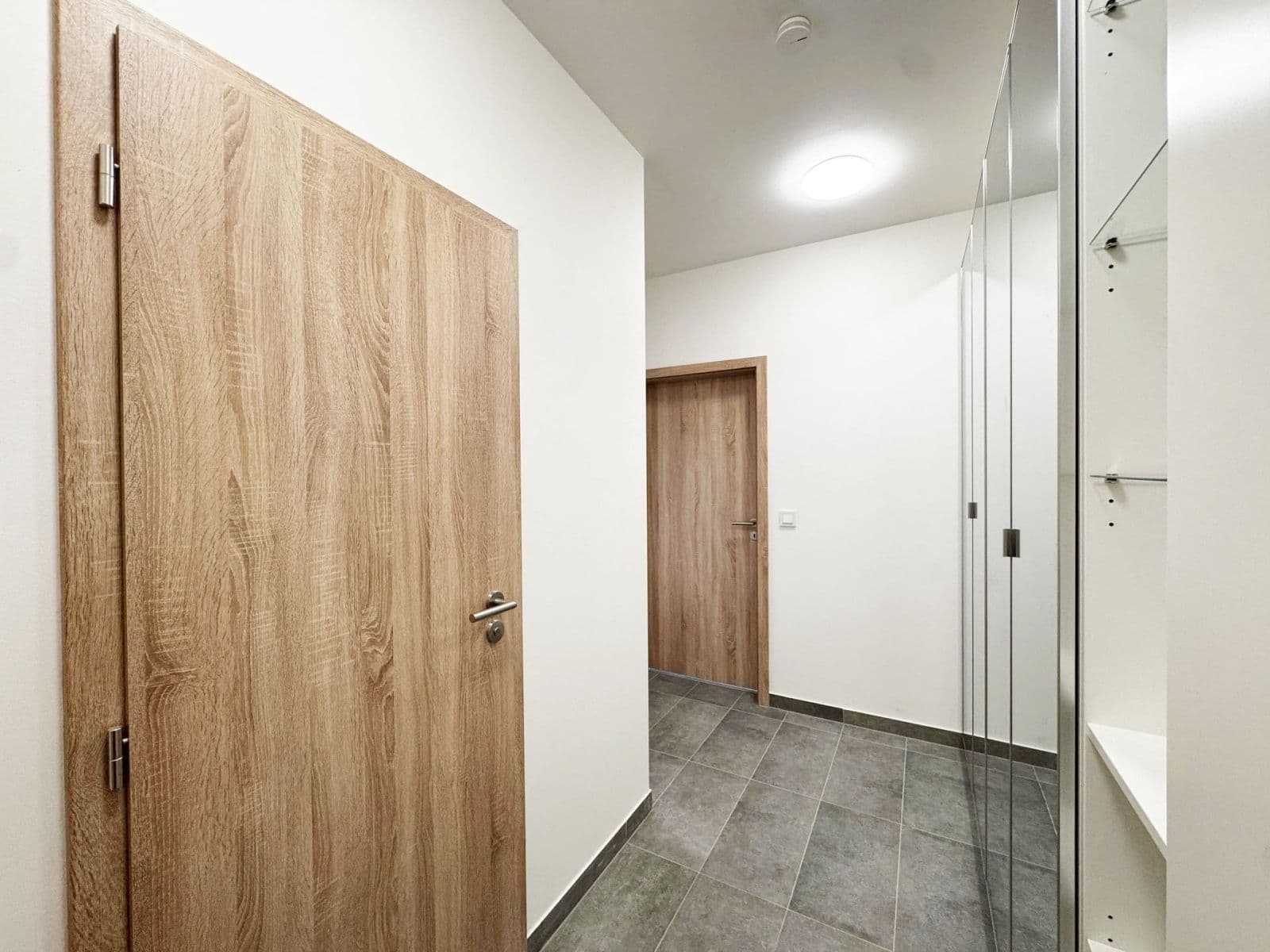Prenájom bytu 2-izbový 48 m², Fabiánové, Praha, Praha Prenájom bytu 2-izbový 48 m², Fabiánové, Praha, Praha