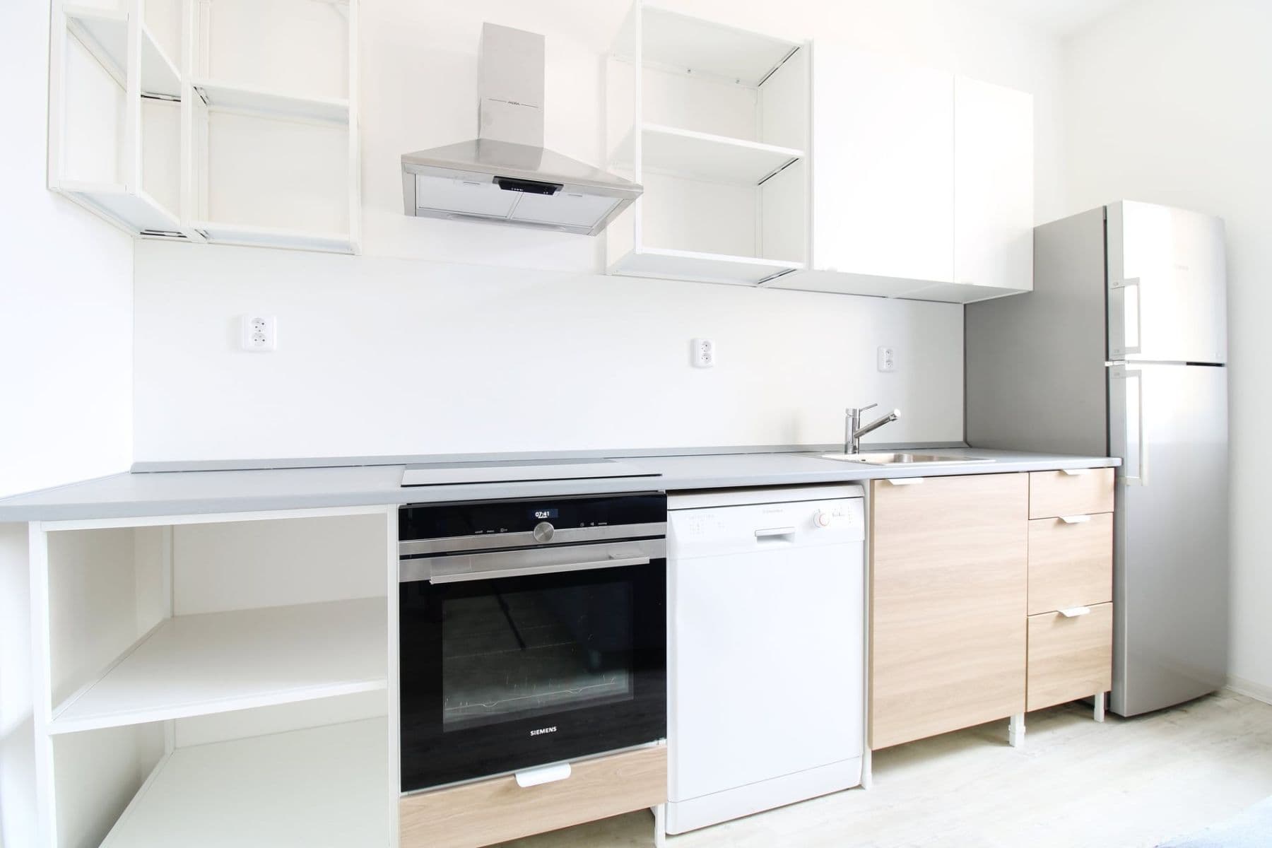 Prenájom bytu 2-izbový 61 m², Riegrova, Roztoky, Středočeský kraj Prenájom bytu 2-izbový 61 m², Riegrova, Roztoky, Středočeský kraj