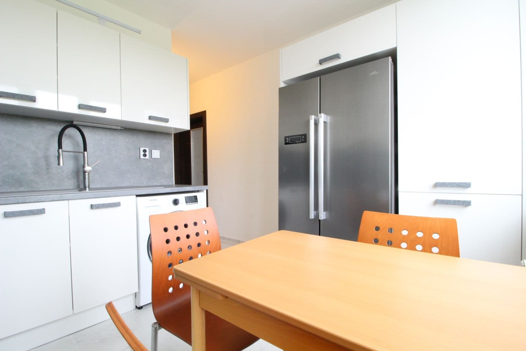 Prenájom bytu 2-izbový 52 m², Arbesova, Kladno, Středočeský kraj Prenájom bytu 2-izbový 52 m², Arbesova, Kladno, Středočeský kraj