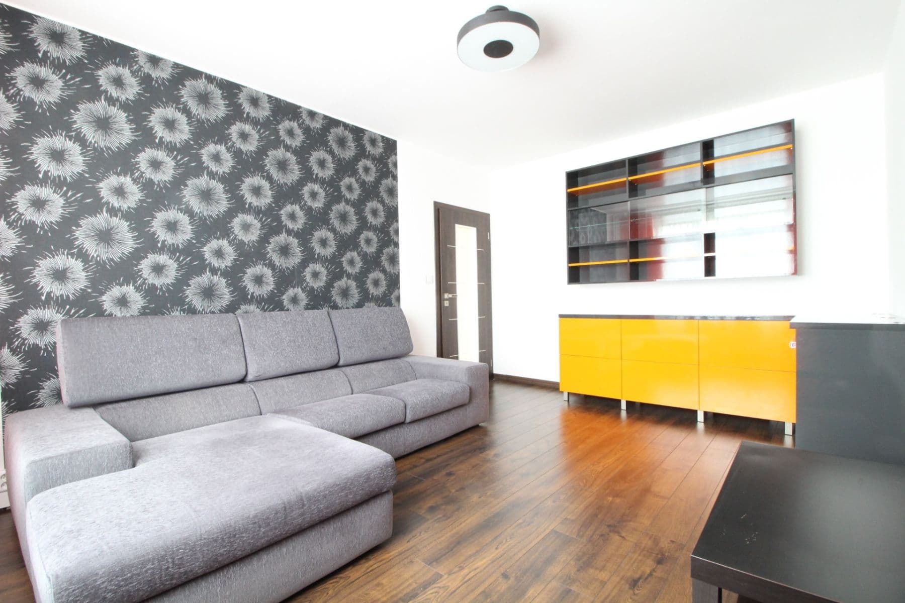 Prenájom bytu 2-izbový 52 m², Arbesova, Kladno, Středočeský kraj Prenájom bytu 2-izbový 52 m², Arbesova, Kladno, Středočeský kraj