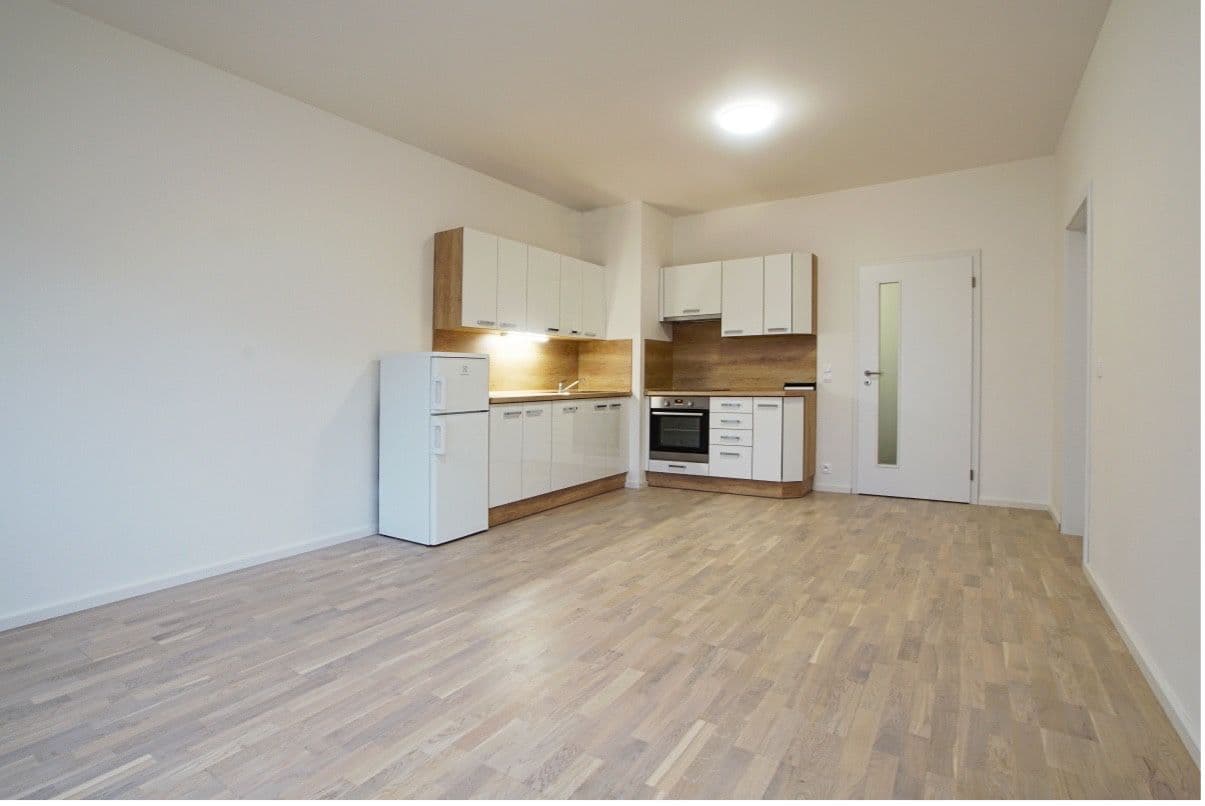 Predaj bytu 2-izbový 60 m², Saarinenova, Praha, Praha Predaj bytu 2-izbový 60 m², Saarinenova, Praha, Praha