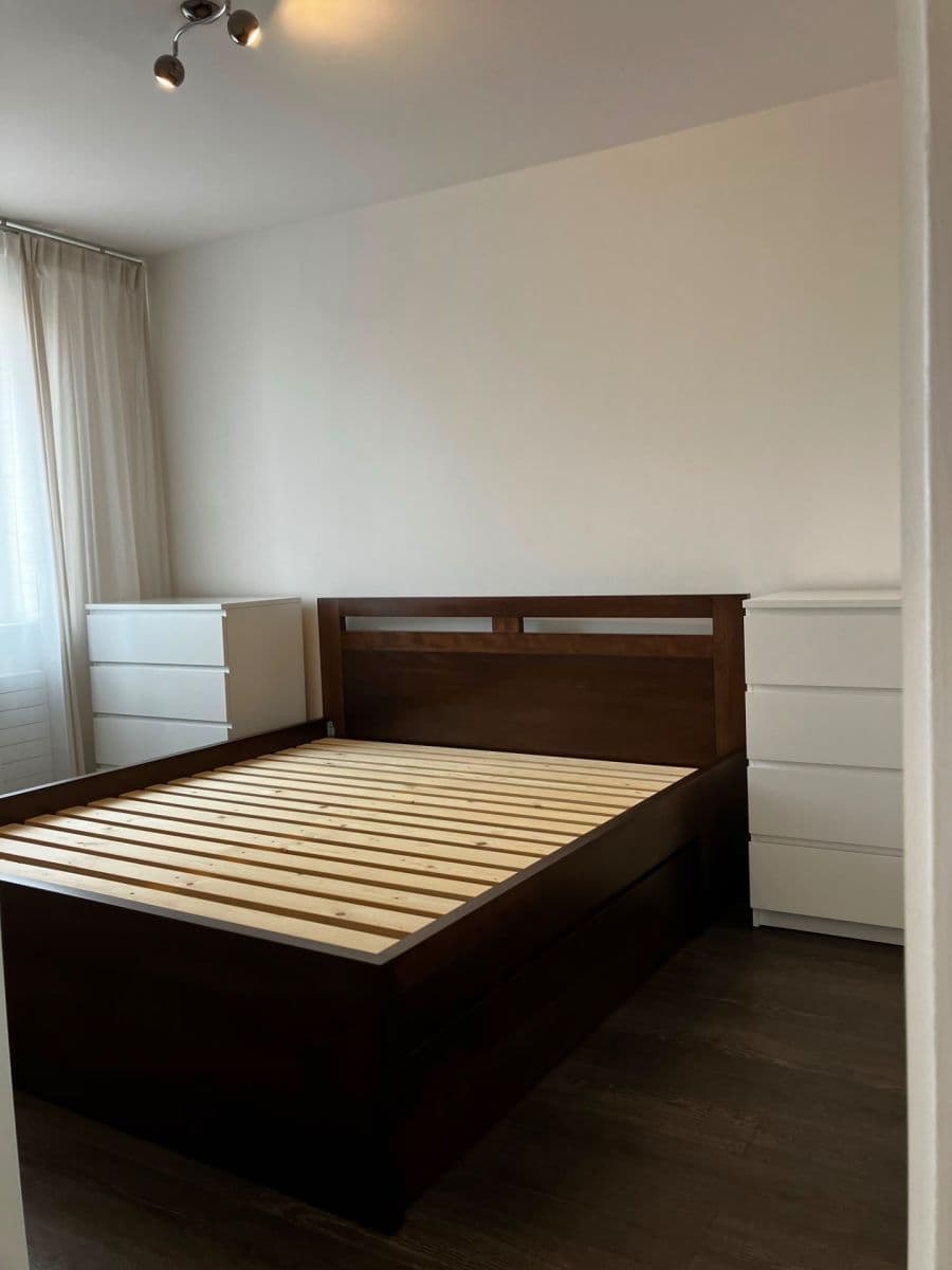 Prenájom bytu 2-izbový 46 m², Nezvalova, Olomouc, Olomoucký kraj Prenájom bytu 2-izbový 46 m², Nezvalova, Olomouc, Olomoucký kraj