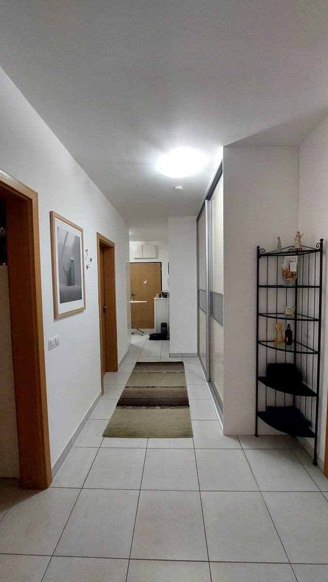 Predaj bytu 3-izbový 76 m², Kurta Konráda, Praha, Praha Predaj bytu 3-izbový 76 m², Kurta Konráda, Praha, Praha