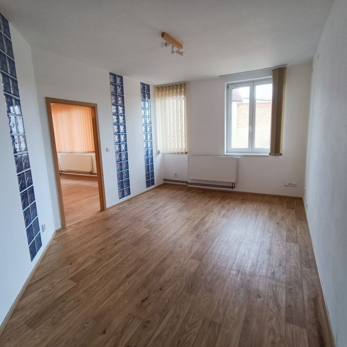 Prenájom bytu 3-izbový 78 m², náměstí T. G. Masaryka, Sedlčany, Středočeský kraj Prenájom bytu 3-izbový 78 m², náměstí T. G. Masaryka, Sedlčany, Středočeský kraj