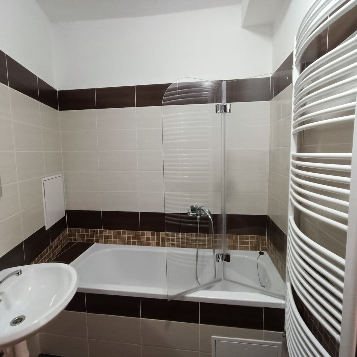 Prenájom bytu 3-izbový 78 m², náměstí T. G. Masaryka, Sedlčany, Středočeský kraj Prenájom bytu 3-izbový 78 m², náměstí T. G. Masaryka, Sedlčany, Středočeský kraj