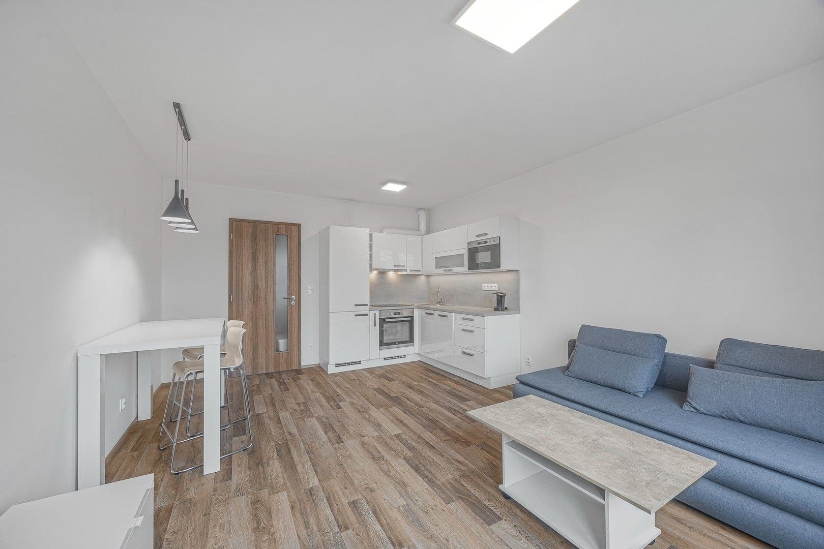 Prenájom bytu 1-izbový 33 m², Strnadových, Praha, Praha Prenájom bytu 1-izbový 33 m², Strnadových, Praha, Praha