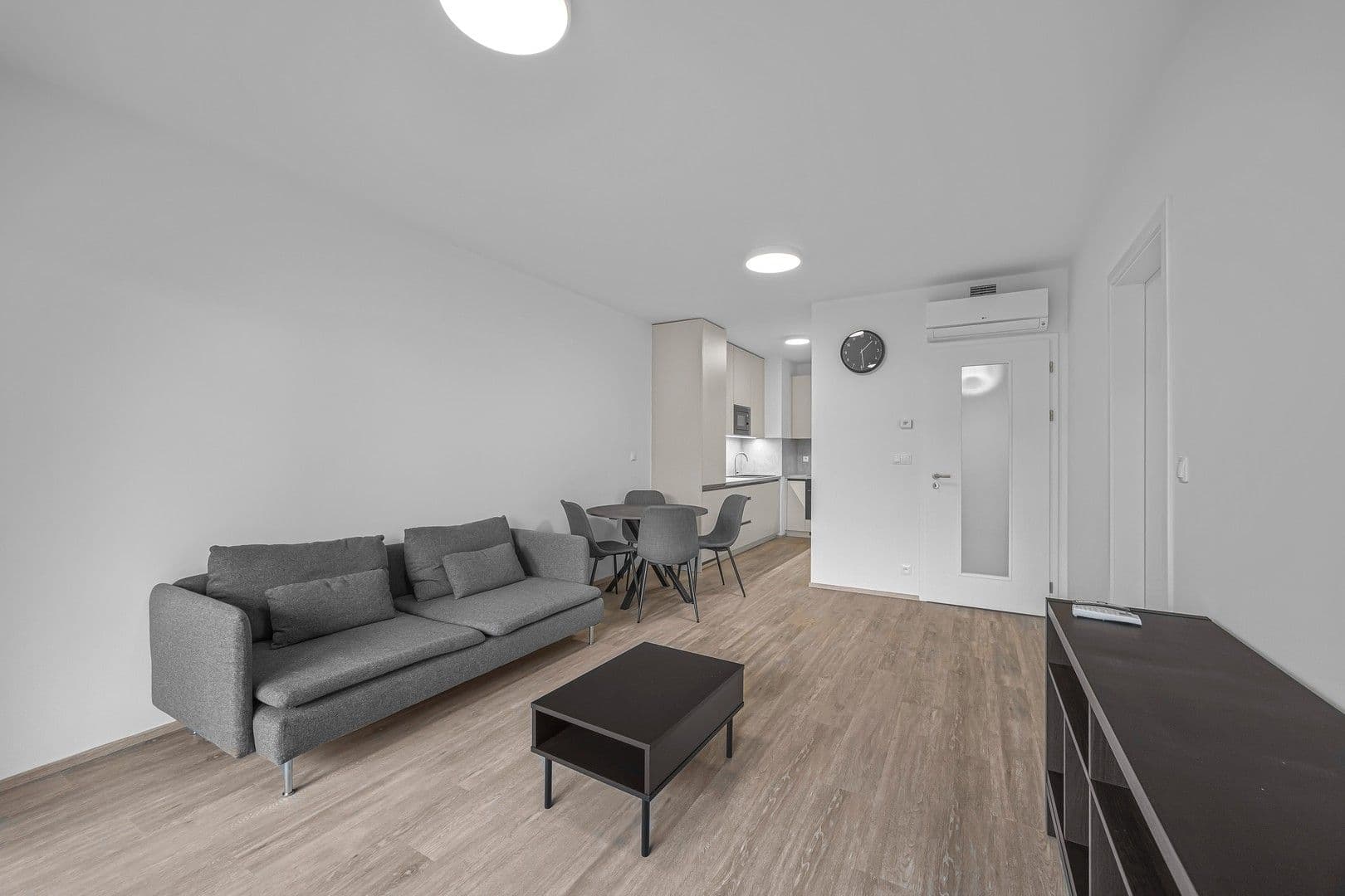 Prenájom bytu 2-izbový 60 m², Poděbradská, Praha, Praha Prenájom bytu 2-izbový 60 m², Poděbradská, Praha, Praha