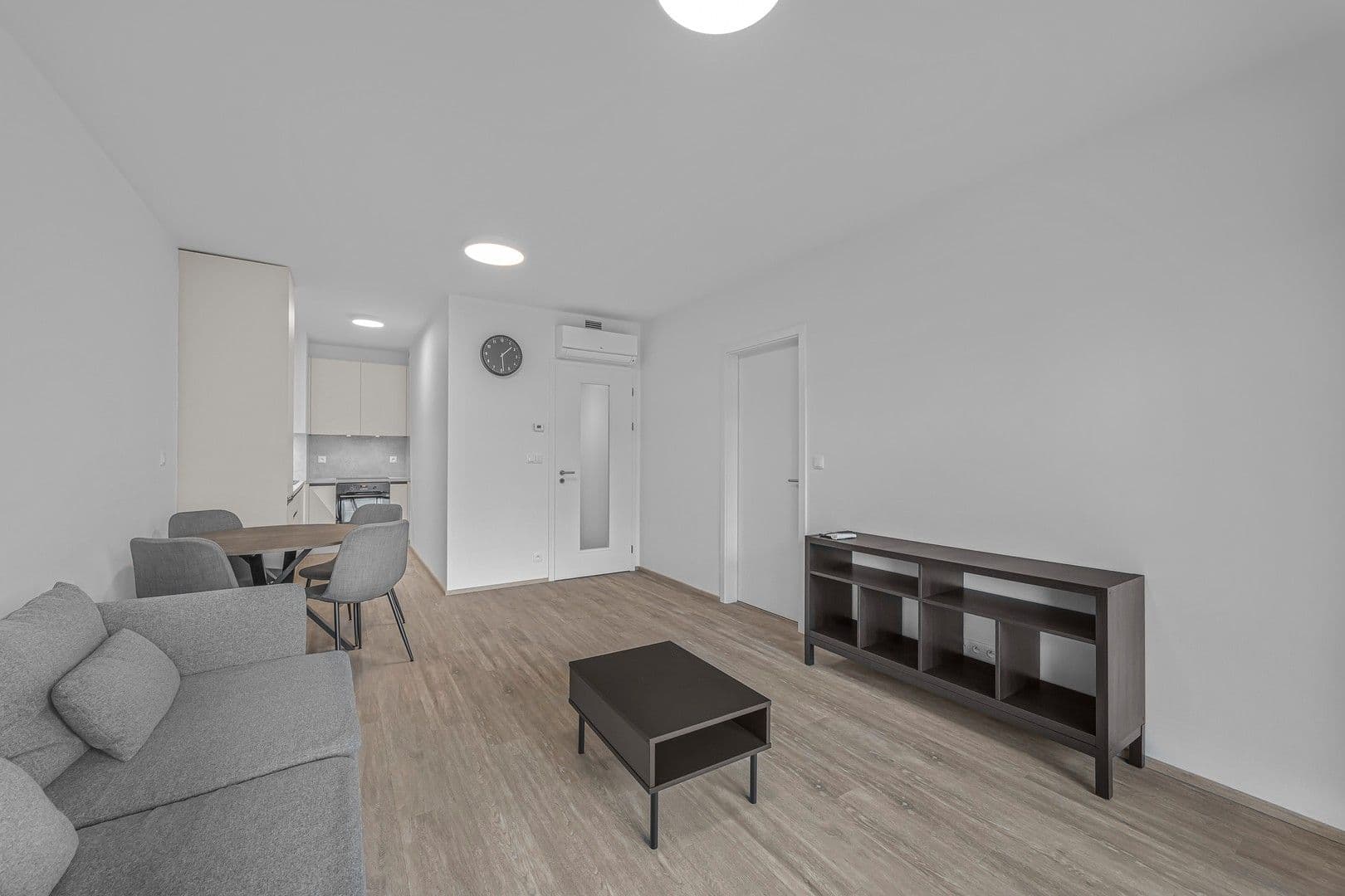 Prenájom bytu 2-izbový 60 m², Poděbradská, Praha, Praha Prenájom bytu 2-izbový 60 m², Poděbradská, Praha, Praha