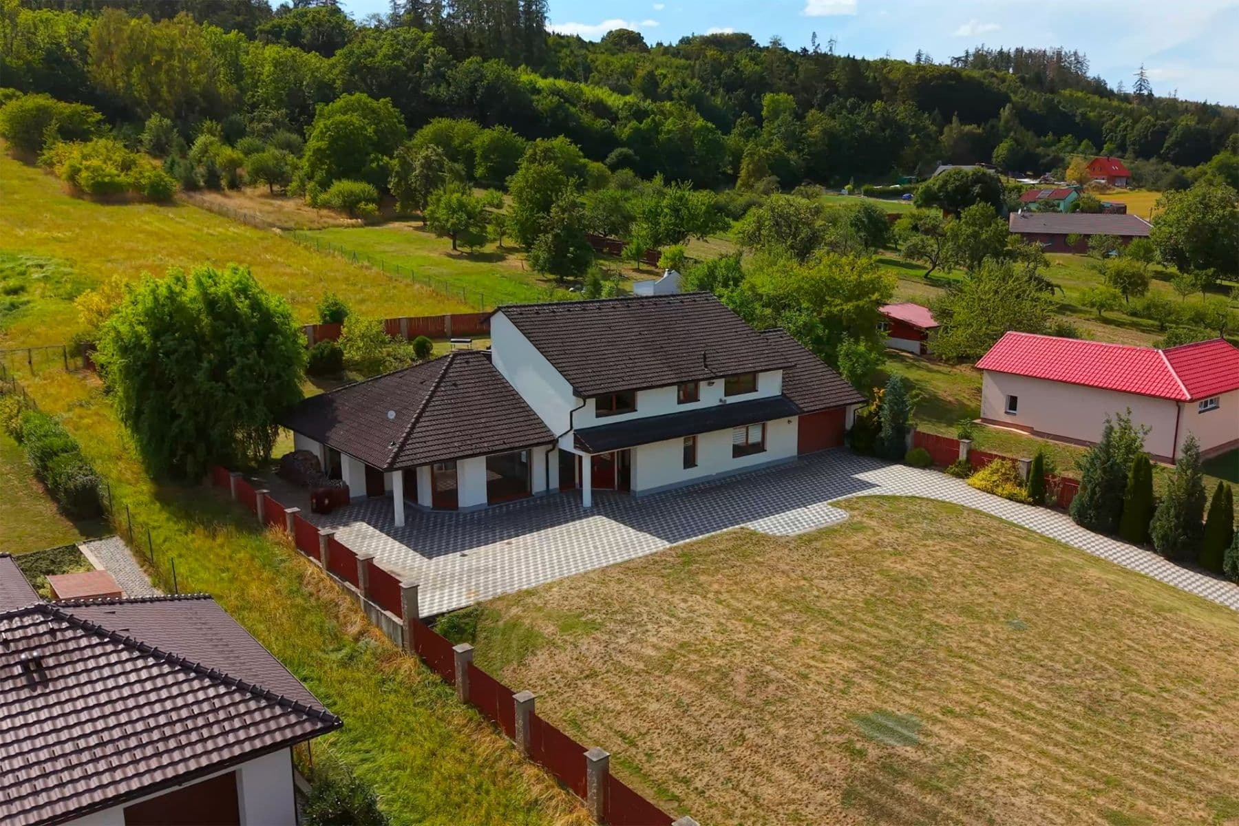 Predaj domu 310 m², pozemok 2.880 m², Drnovice, Jihomoravský kraj Predaj domu 310 m², pozemok 2.880 m², Drnovice, Jihomoravský kraj