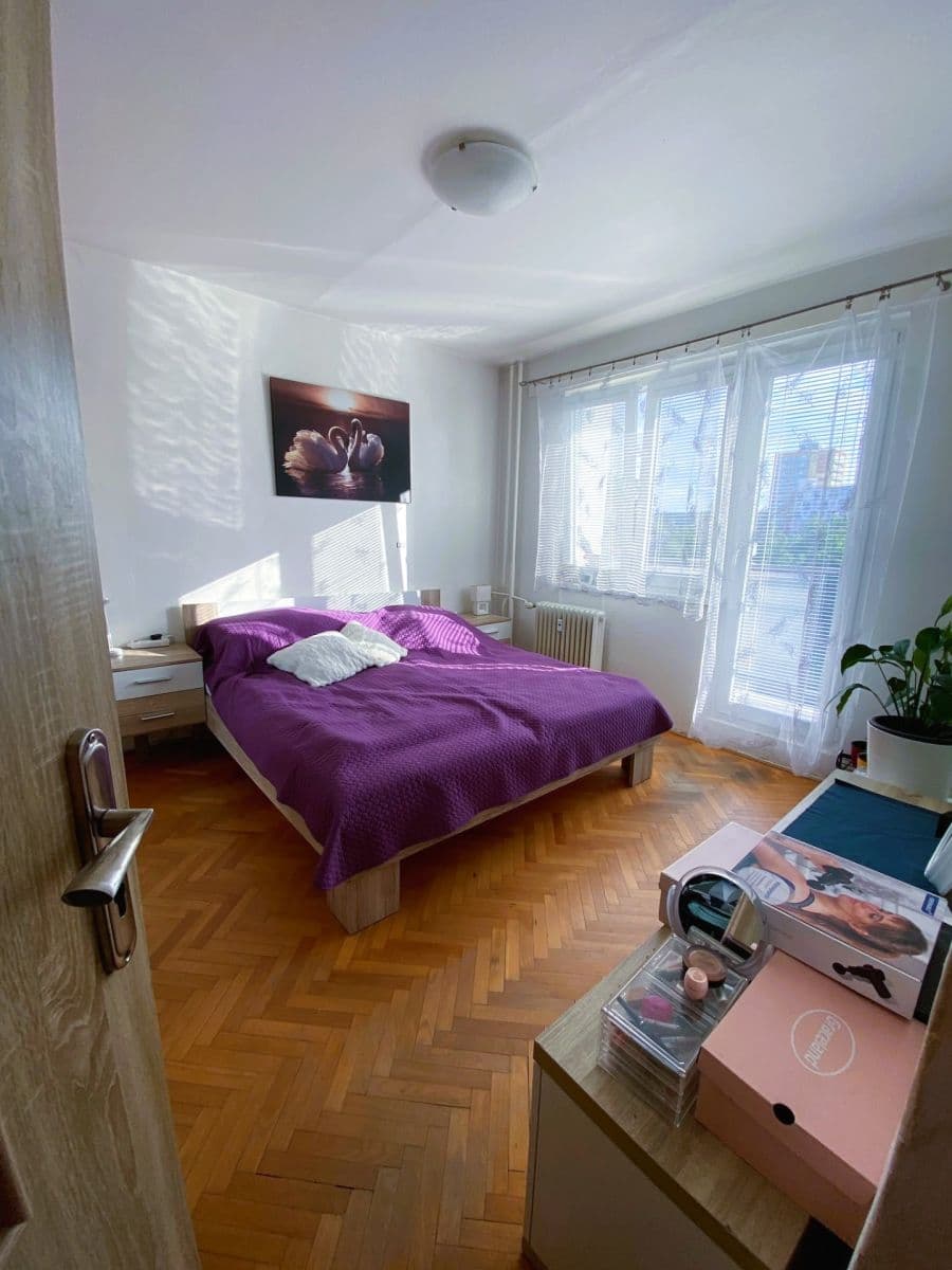 Predaj bytu 3-izbový 65 m², Sídliště, Kralupy nad Vltavou, Středočeský kraj Predaj bytu 3-izbový 65 m², Sídliště, Kralupy nad Vltavou, Středočeský kraj