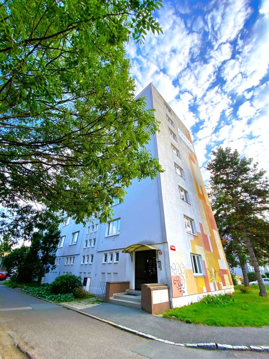 Predaj bytu 3-izbový 65 m², Sídliště, Kralupy nad Vltavou, Středočeský kraj Predaj bytu 3-izbový 65 m², Sídliště, Kralupy nad Vltavou, Středočeský kraj