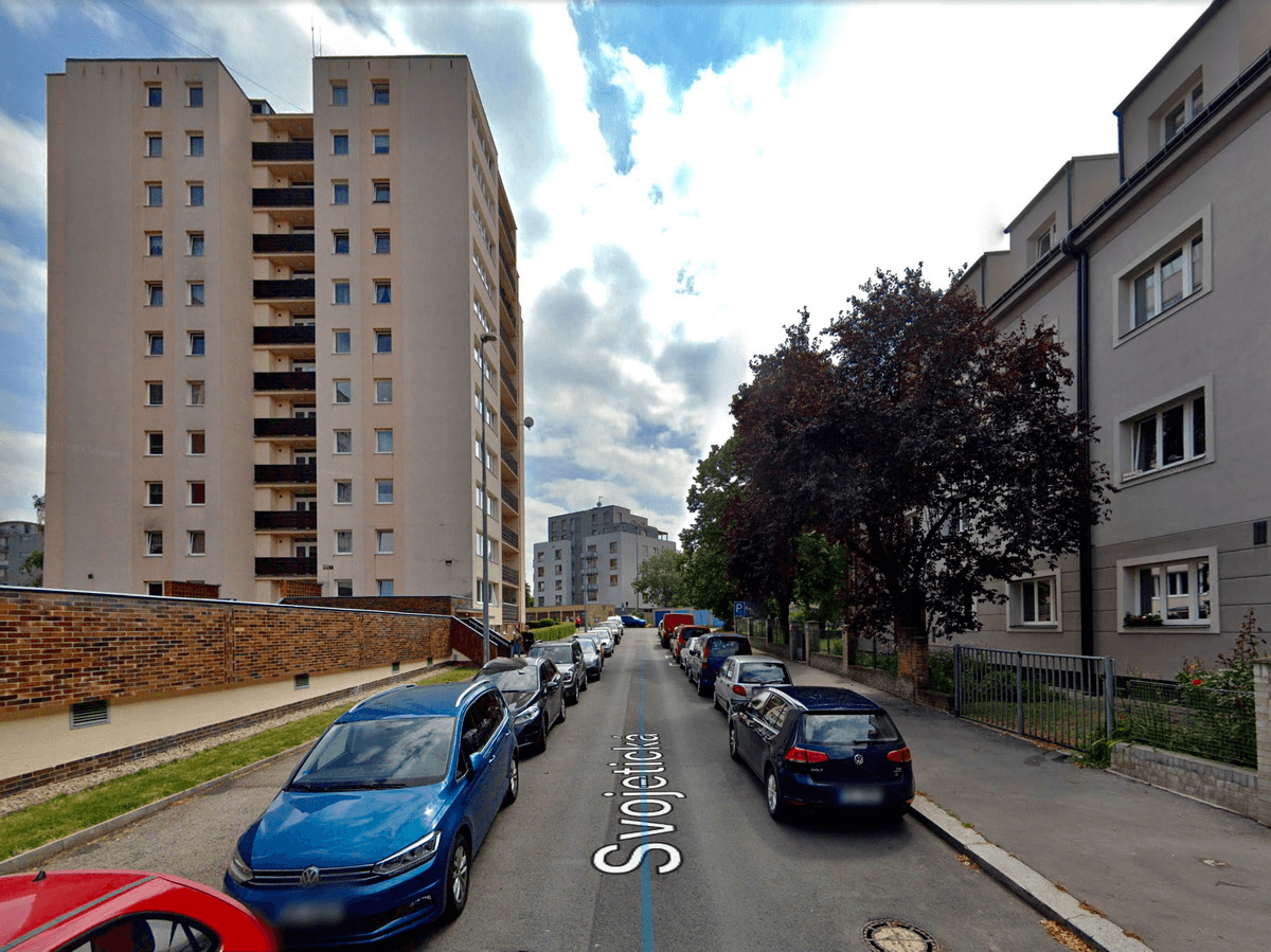 Prenájom bytu 3-izbový 74 m², Svojetická, Praha, Praha Prenájom bytu 3-izbový 74 m², Svojetická, Praha, Praha