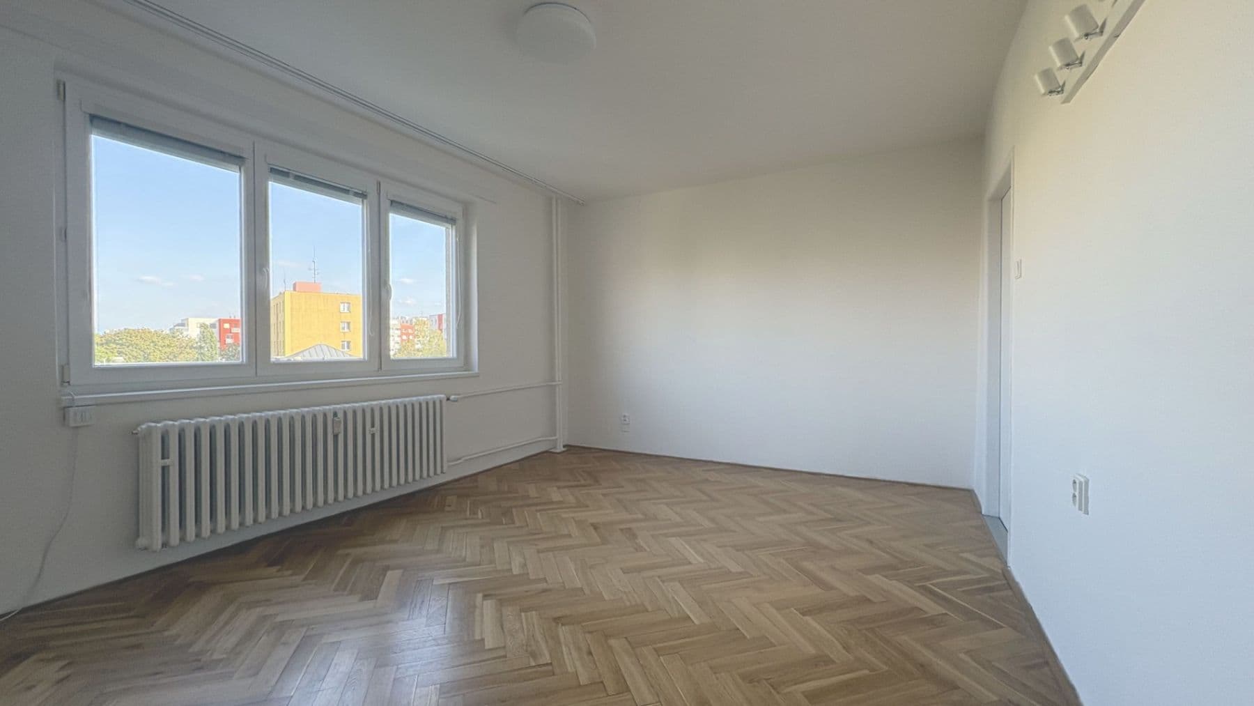 Prenájom bytu 3-izbový 59 m², Bělčická, Praha, Praha Prenájom bytu 3-izbový 59 m², Bělčická, Praha, Praha