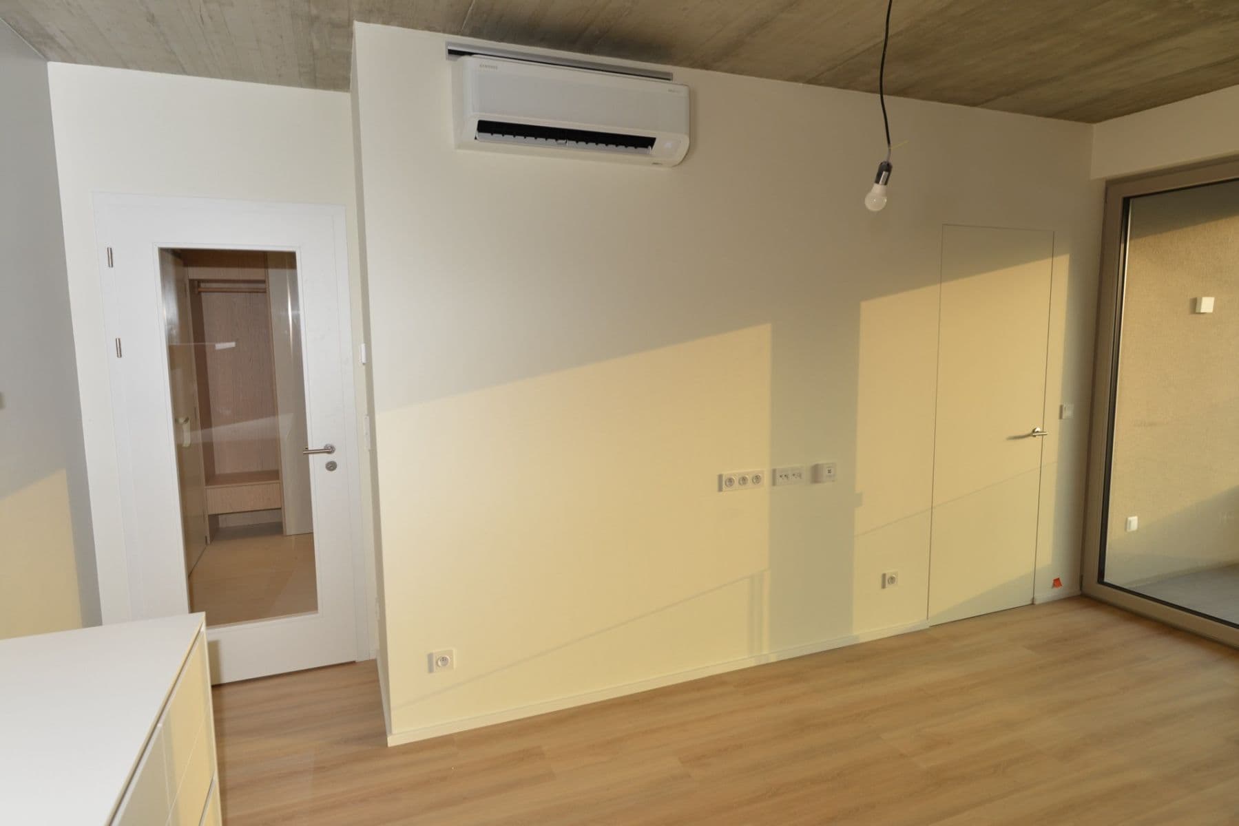 Prenájom bytu 2-izbový 38 m², Práčská, Praha, Praha Prenájom bytu 2-izbový 38 m², Práčská, Praha, Praha