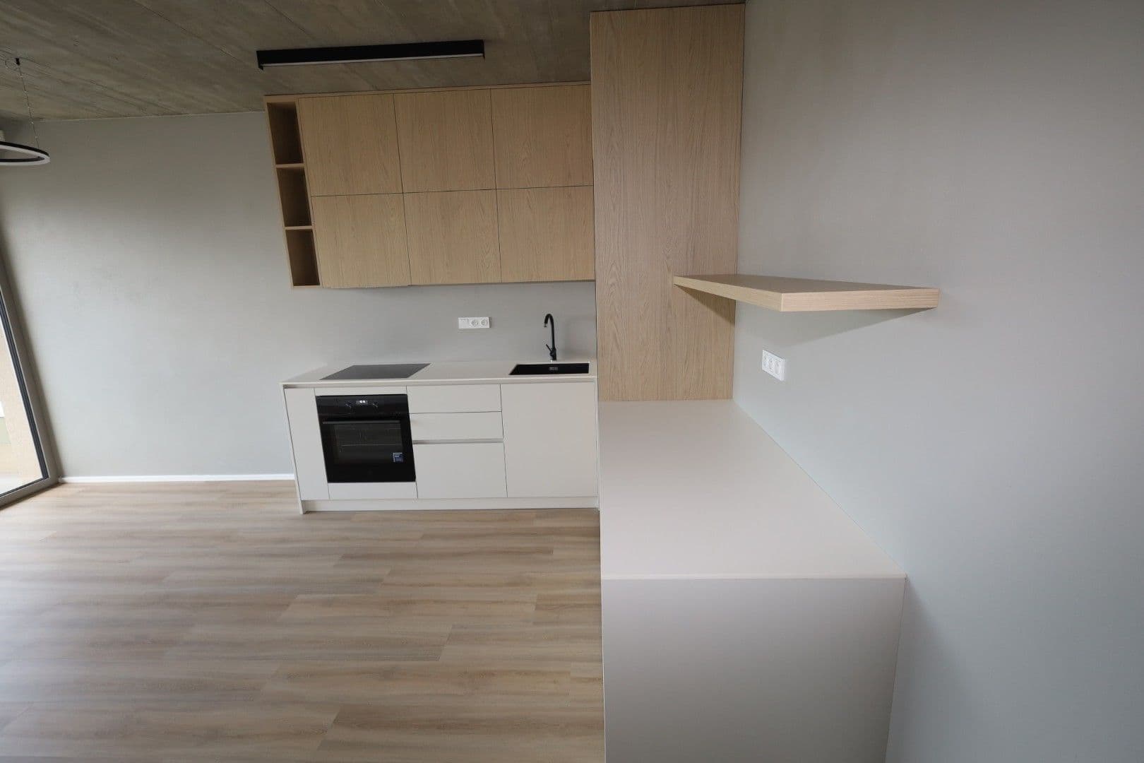 Prenájom bytu 2-izbový 38 m², Práčská, Praha, Praha Prenájom bytu 2-izbový 38 m², Práčská, Praha, Praha