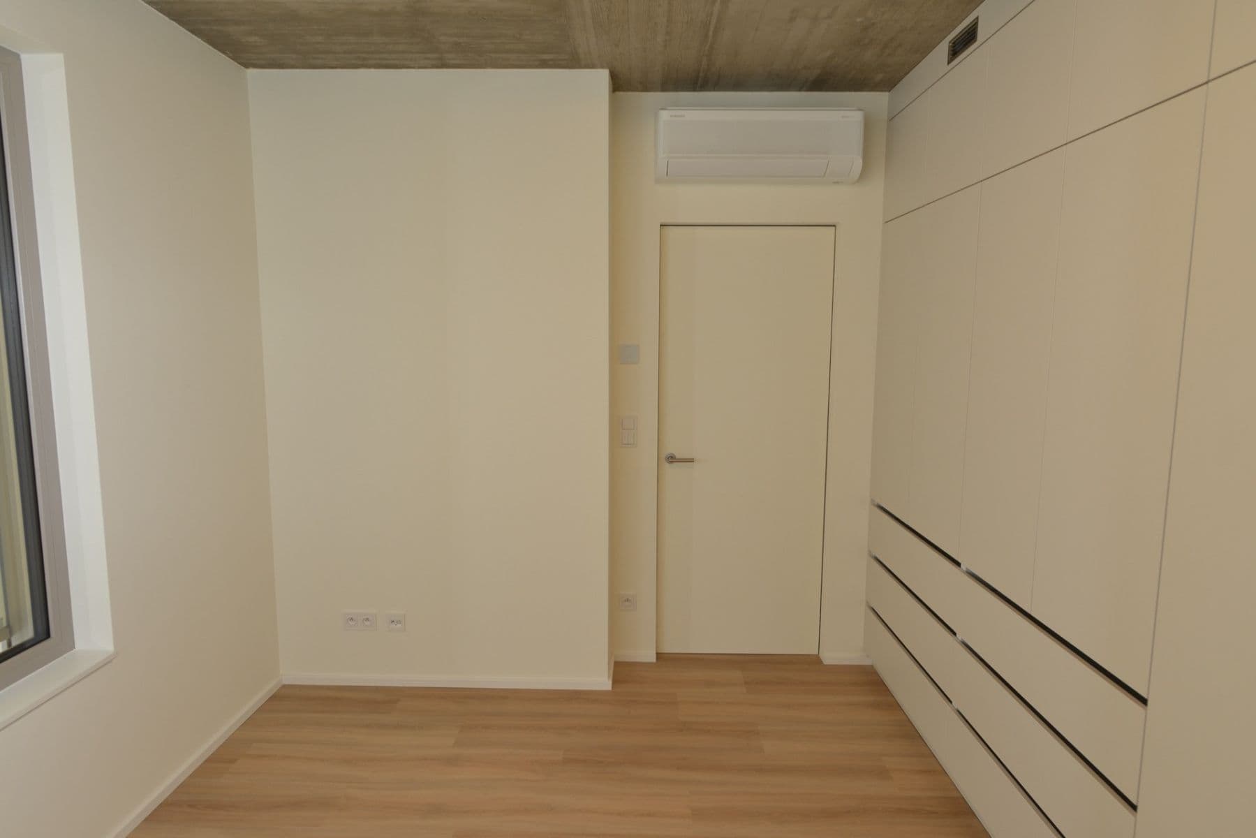 Prenájom bytu 2-izbový 38 m², Práčská, Praha, Praha Prenájom bytu 2-izbový 38 m², Práčská, Praha, Praha