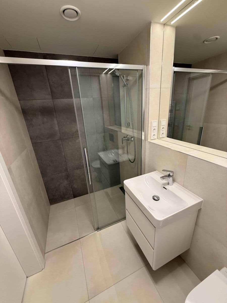 Prenájom bytu 2-izbový 38 m², Práčská, Praha, Praha Prenájom bytu 2-izbový 38 m², Práčská, Praha, Praha