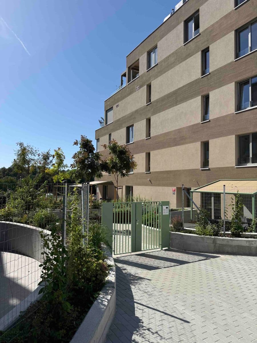 Prenájom bytu 2-izbový 38 m², Práčská, Praha, Praha Prenájom bytu 2-izbový 38 m², Práčská, Praha, Praha