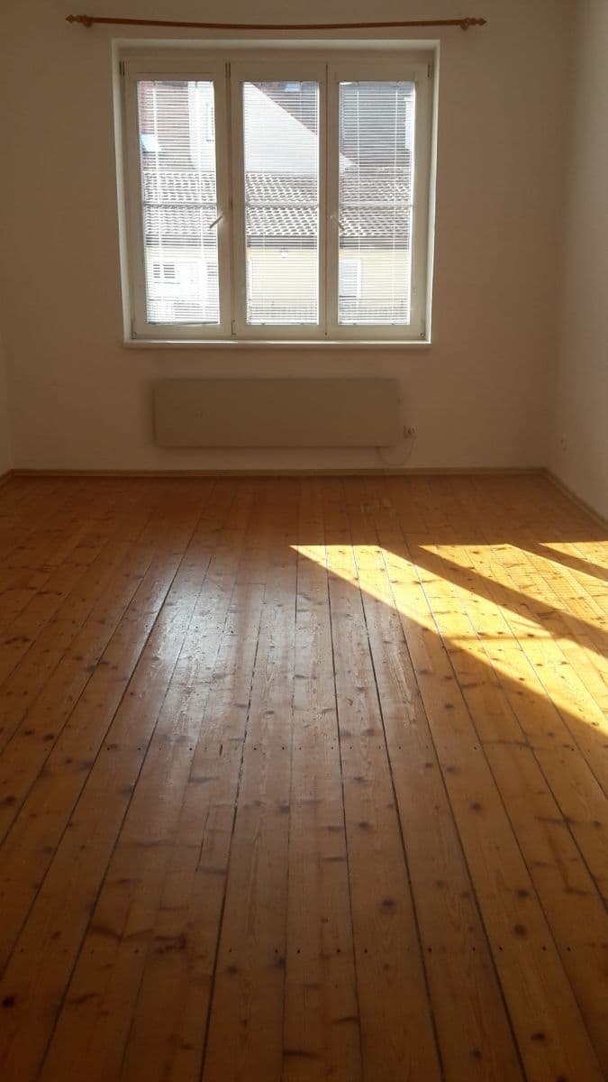 Prenájom bytu 2-izbový 47 m², Šlikova, Praha, Praha Prenájom bytu 2-izbový 47 m², Šlikova, Praha, Praha