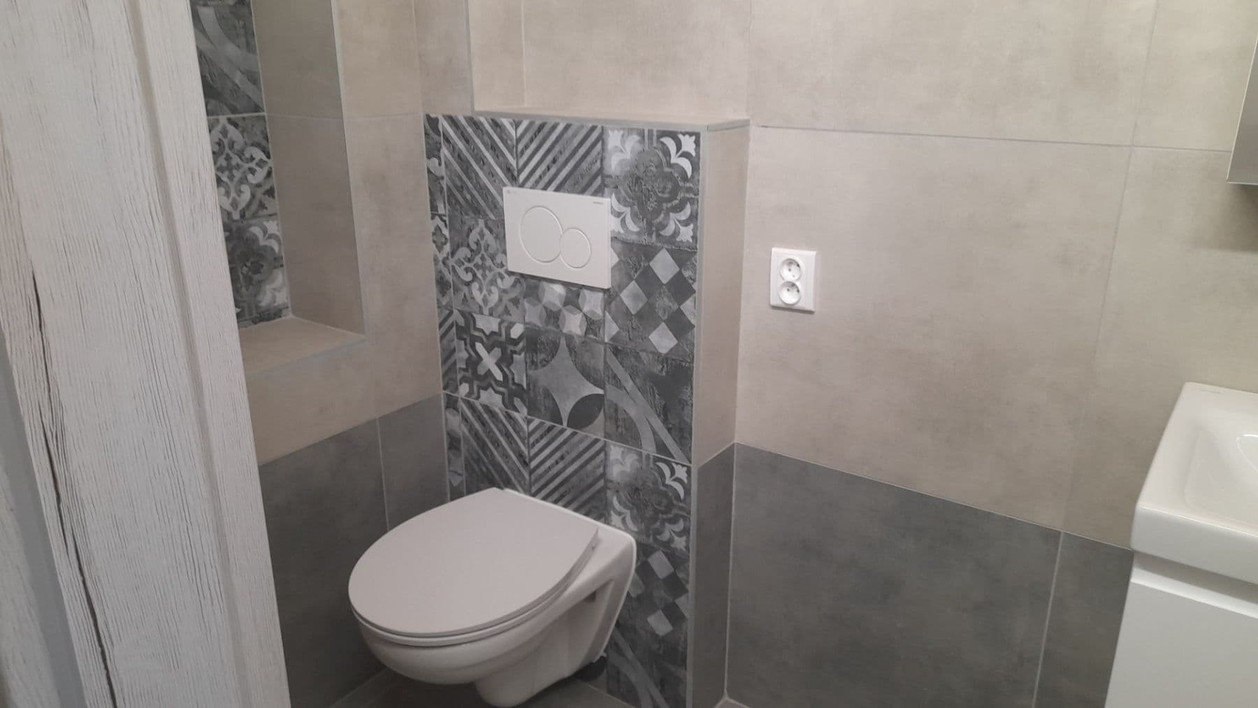 Prenájom bytu 1-izbový 35 m², Voroněžská, Praha, Praha Prenájom bytu 1-izbový 35 m², Voroněžská, Praha, Praha