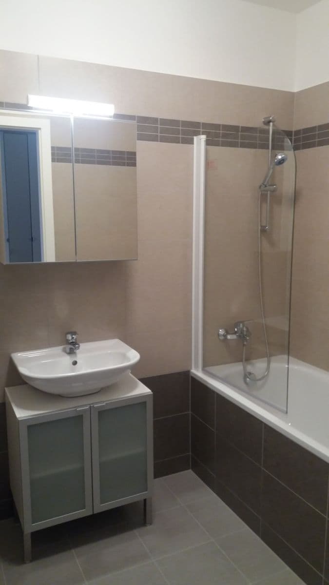 Prenájom bytu 2-izbový 52 m², Olgy Havlové, Praha, Praha Prenájom bytu 2-izbový 52 m², Olgy Havlové, Praha, Praha
