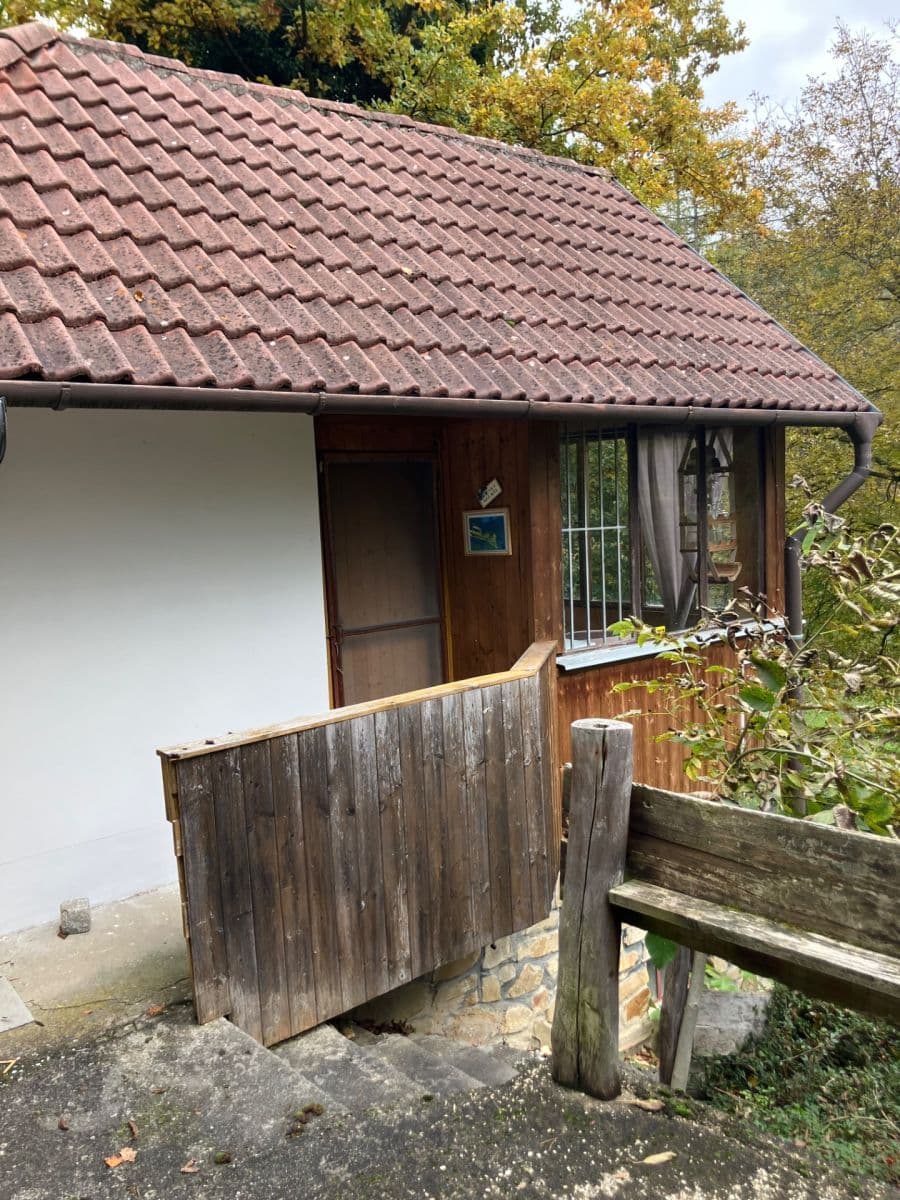 Prenájom rekreačného objektu 120 m², pozemok 400 m², Kněždub, Jihomoravský kraj Prenájom rekreačného objektu 120 m², pozemok 400 m², Kněždub, Jihomoravský kraj