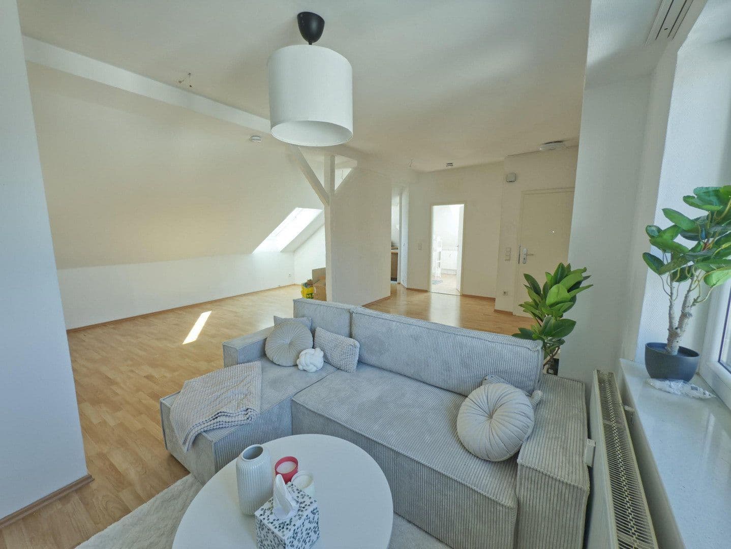 Prenájom bytu 1-izbový 40 m², Herforder Straße 209, Bielefeld, Severné Porýnie - Westfálsko Prenájom bytu 1-izbový 40 m², Herforder Straße 209, Bielefeld, Severné Porýnie - Westfálsko