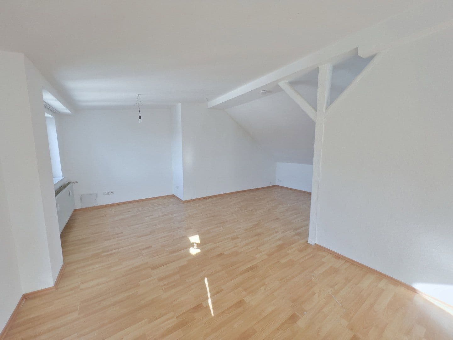 Prenájom bytu 1-izbový 40 m², Herforder Straße 209, Bielefeld, Severné Porýnie - Westfálsko Prenájom bytu 1-izbový 40 m², Herforder Straße 209, Bielefeld, Severné Porýnie - Westfálsko