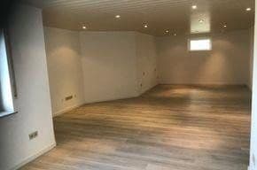 Predaj domu 157 m², pozemok 796 m², Guldental, Porýnie-Falcko Predaj domu 157 m², pozemok 796 m², Guldental, Porýnie-Falcko