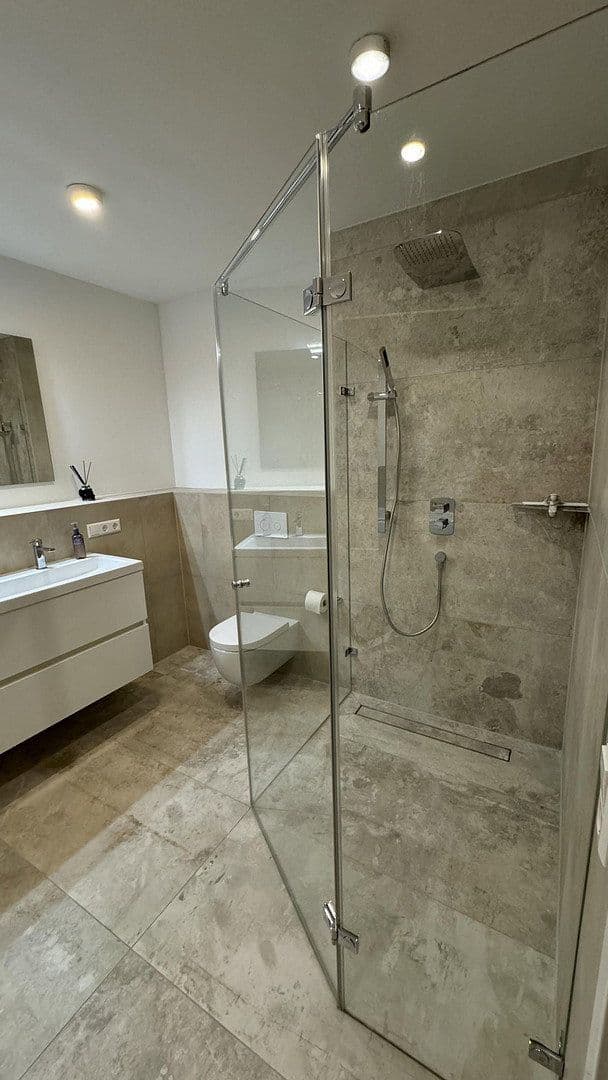Prenájom bytu 4-izbový 145 m², Unterer Welzberg 30, Calw, Bádensko-Wurttembersko Prenájom bytu 4-izbový 145 m², Unterer Welzberg 30, Calw, Bádensko-Wurttembersko