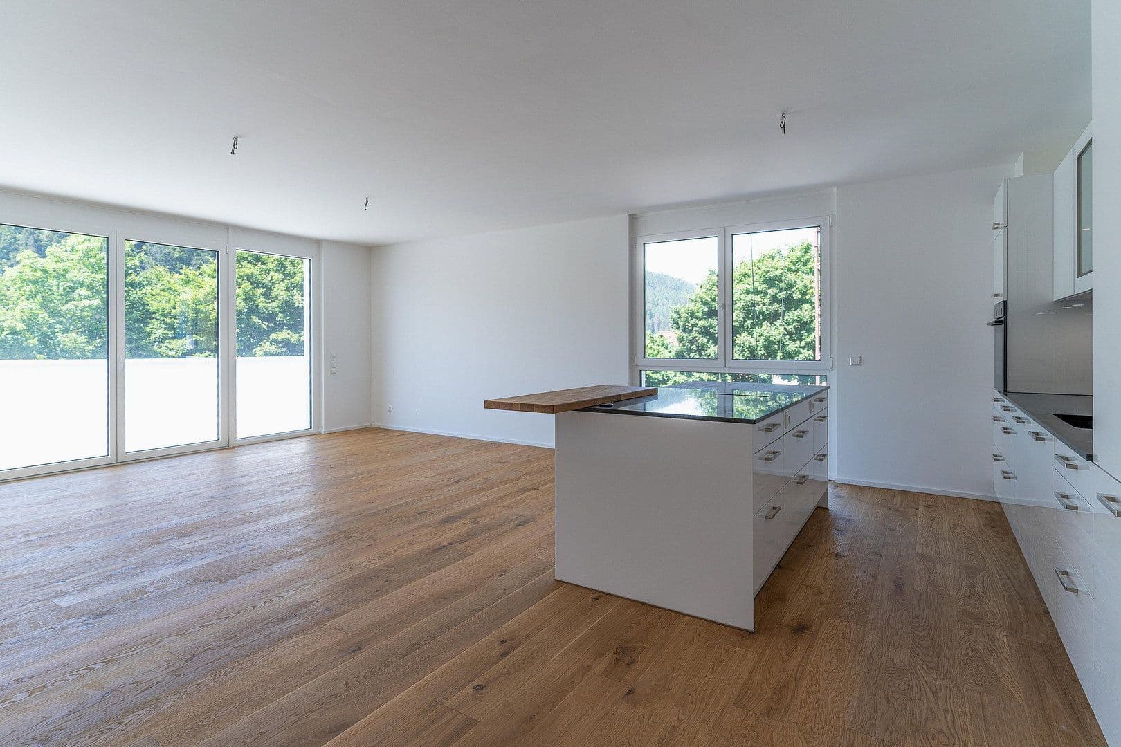 Prenájom bytu 4-izbový 145 m², Unterer Welzberg 30, Calw, Bádensko-Wurttembersko Prenájom bytu 4-izbový 145 m², Unterer Welzberg 30, Calw, Bádensko-Wurttembersko