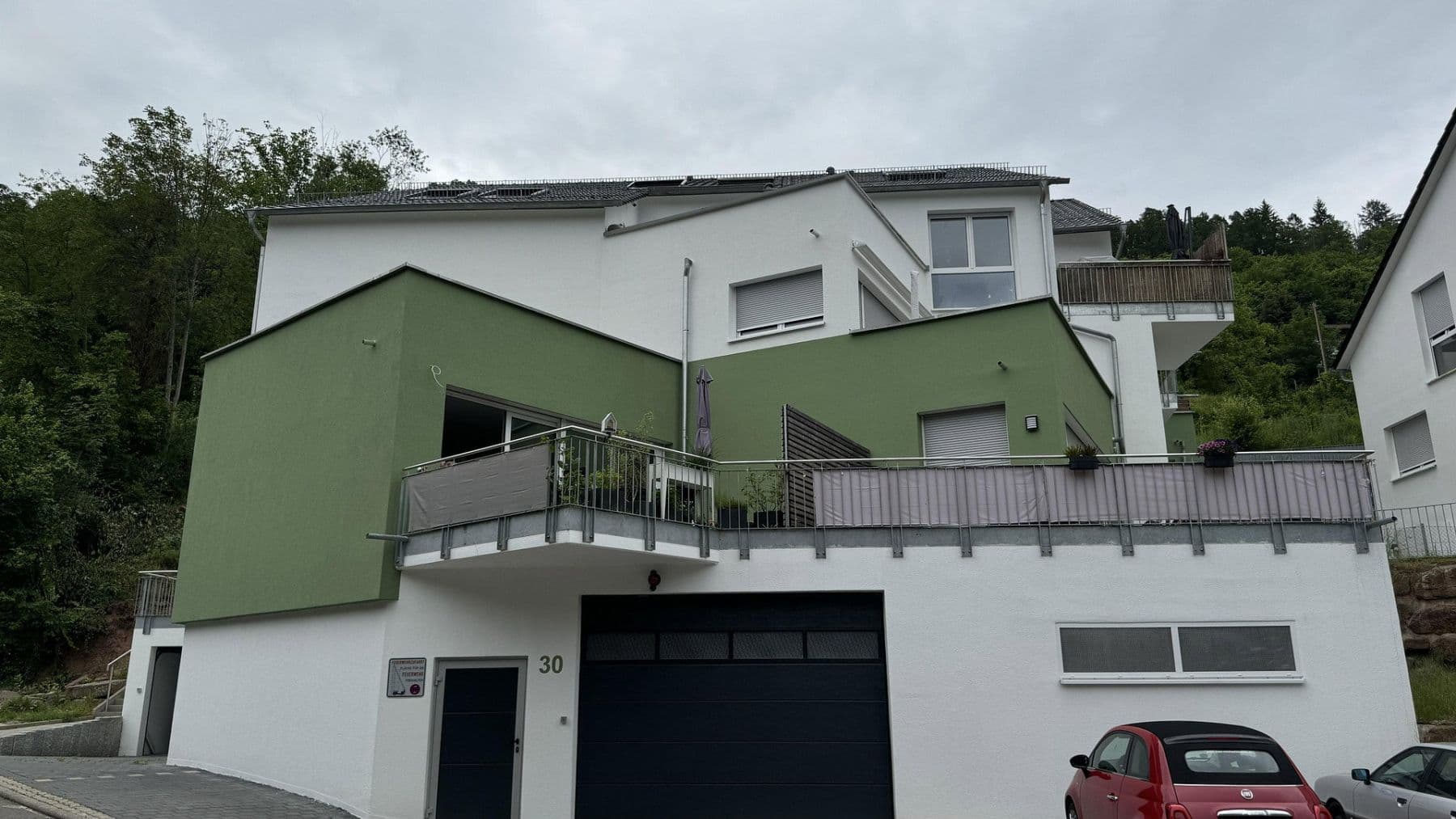Prenájom bytu 4-izbový 145 m², Unterer Welzberg 30, Calw, Bádensko-Wurttembersko Prenájom bytu 4-izbový 145 m², Unterer Welzberg 30, Calw, Bádensko-Wurttembersko